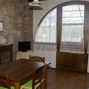  Alloggio per agriturismo La Canonica